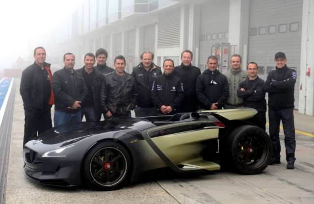 A Peugeot berepülte a Nürburgringet