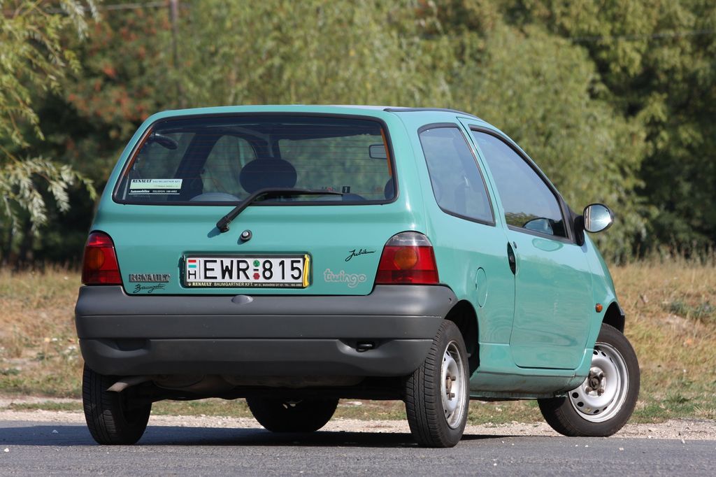 RENAULT TWINGO