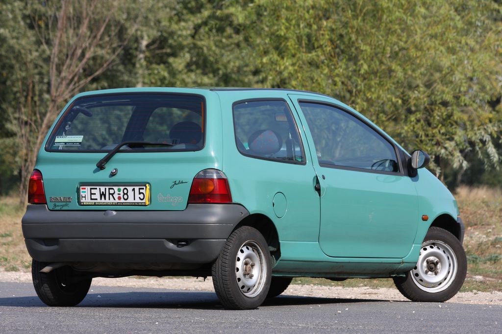 RENAULT TWINGO
