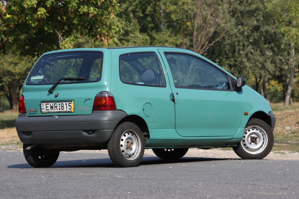 RENAULT TWINGO