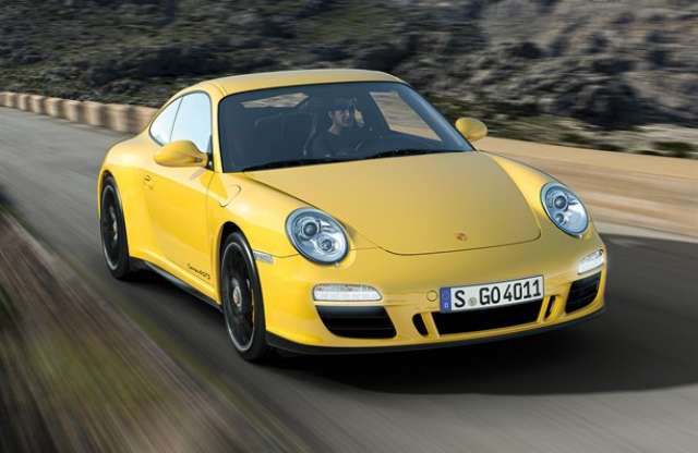 Összkerekes csúcsgéppel búcsúzik a 911-es Porsche