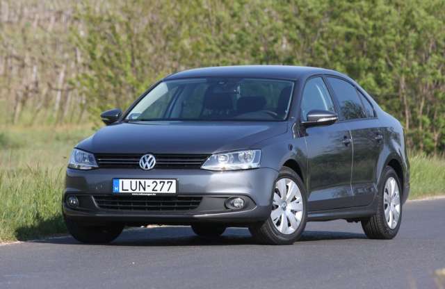 Passat light? Új Volkswagen Jetta teszt