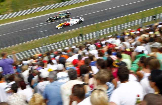 Renault szuperbuli a Hungaroringen – ingyenesen!