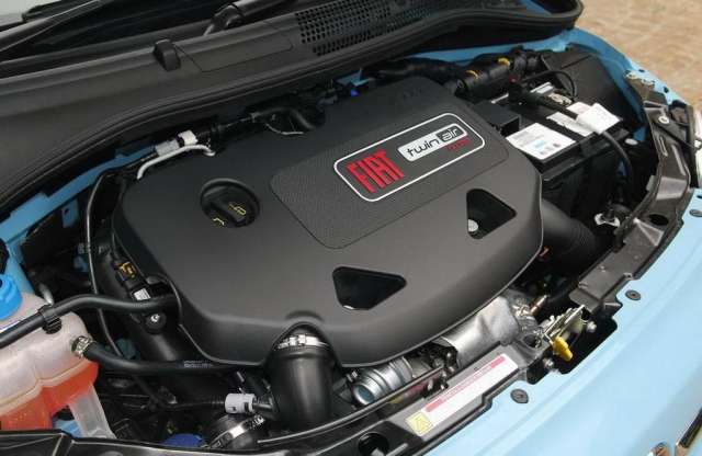 Kéthengeres Fiat az Év Motorja