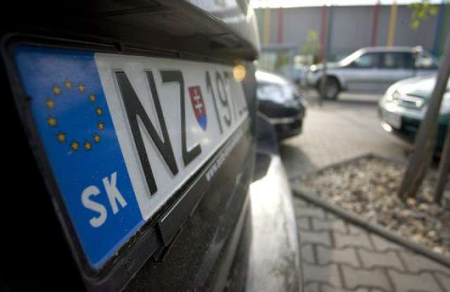 Reszkessetek külföldi rendszámosok!