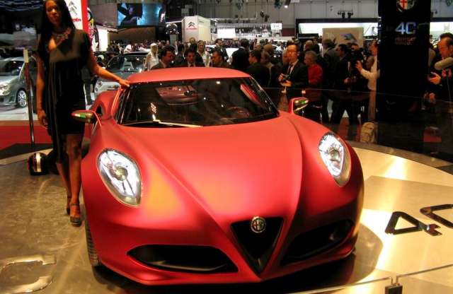 Maserati szigonyt kaphat az Alfa Romeo