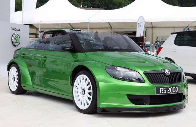 Skoda őrület: levágták a Fabia tetejét!