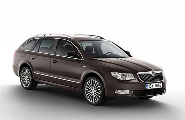 Hazai pályáról jön a csúcs Skoda Superb