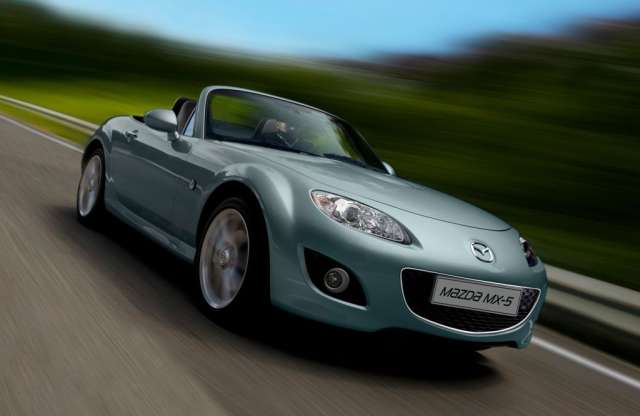 Turbómotorral jöhet az új Mazda MX-5