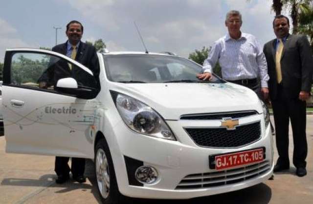 Élesben tesztel villany kisautót a Chevrolet