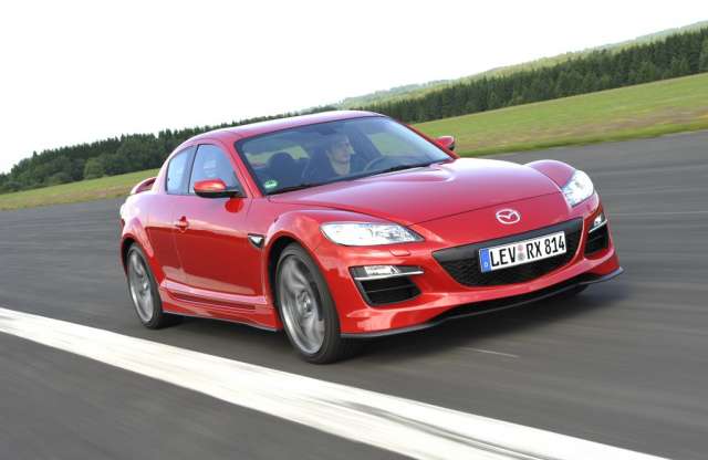 Lézer gyújtás a Mazdától