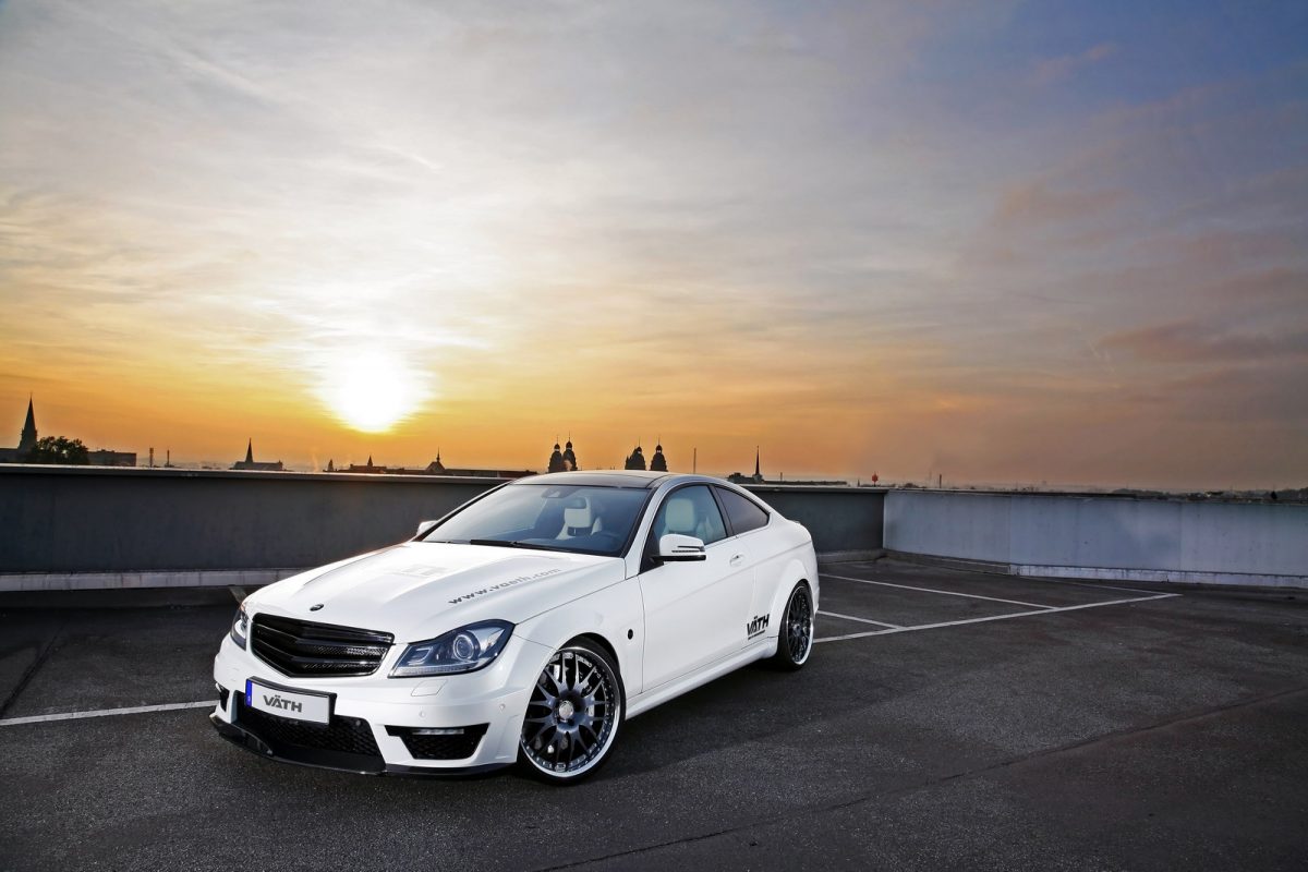 MERCEDES-BENZ C 63 AMG