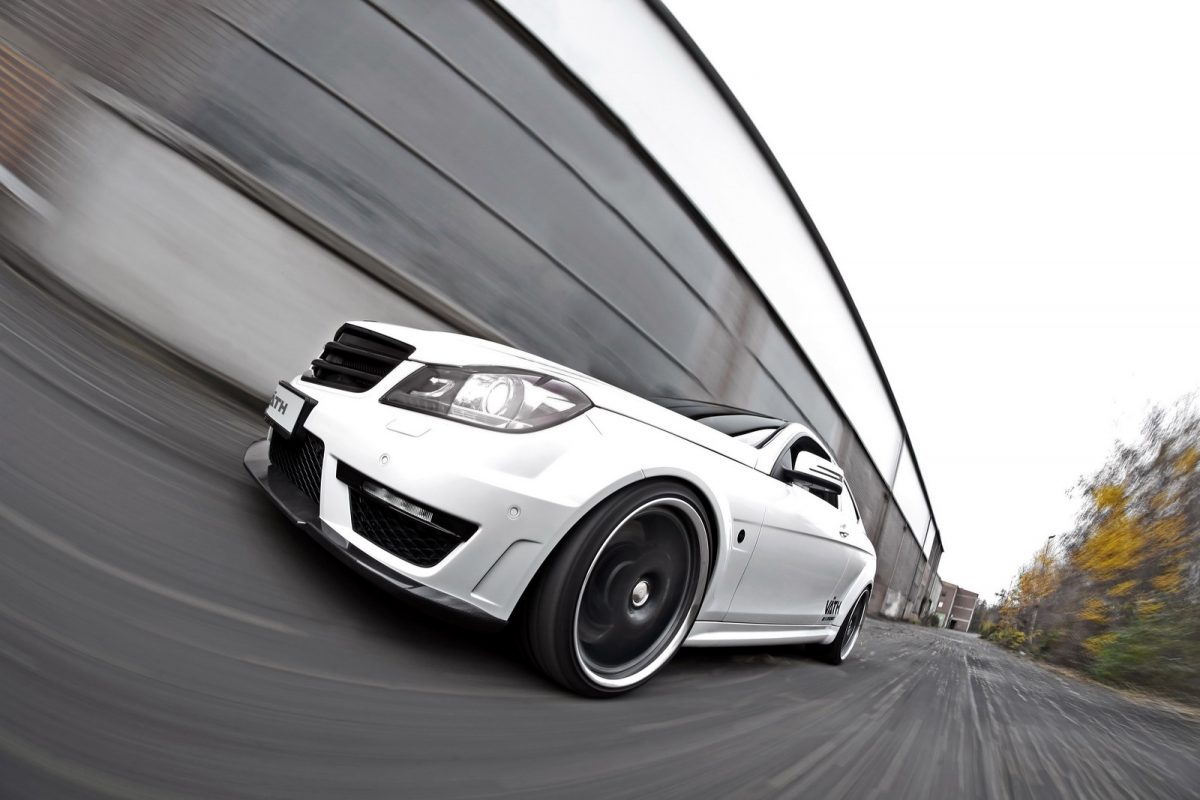 MERCEDES-BENZ C 63 AMG