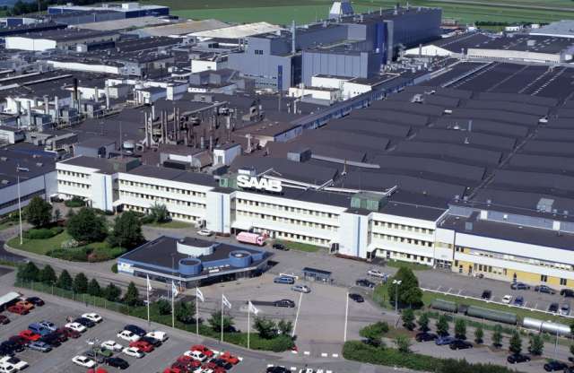 Szegény Saabot az ág is húzza