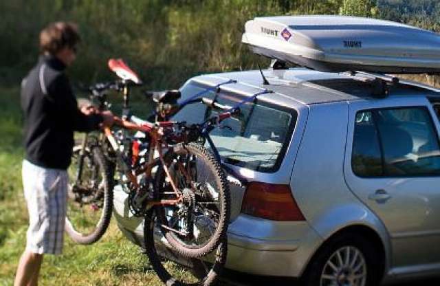 Sehogy sem szabályos a hátsó bringatartó?