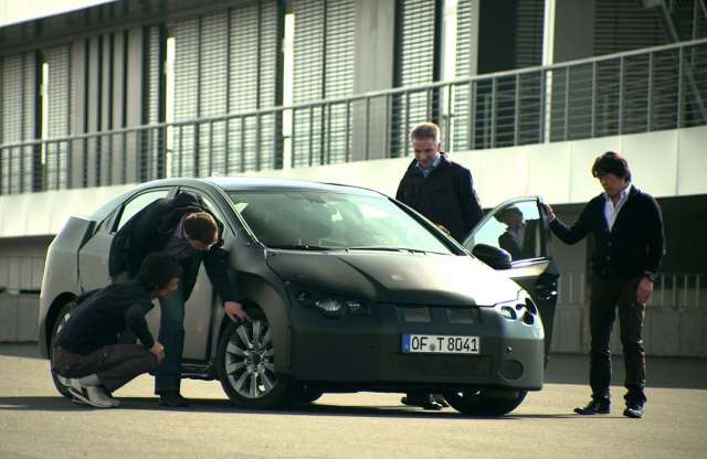 Kémfotókon az új Honda Civic