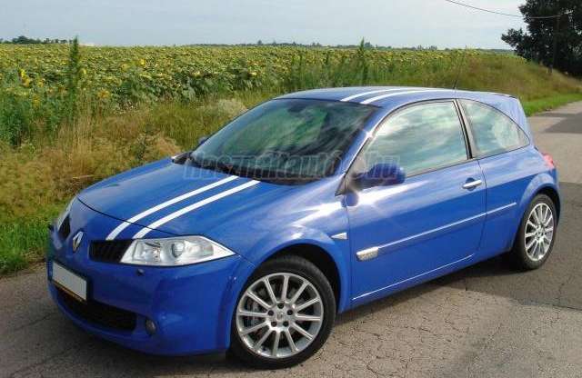 200 lóerőnél is izmosabb autók 3,5 millióért