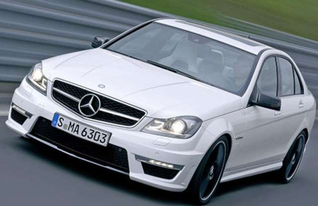 Reptéren keltett félelmet az AMG Merci