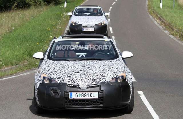 Tető nélkül az Opel Astra