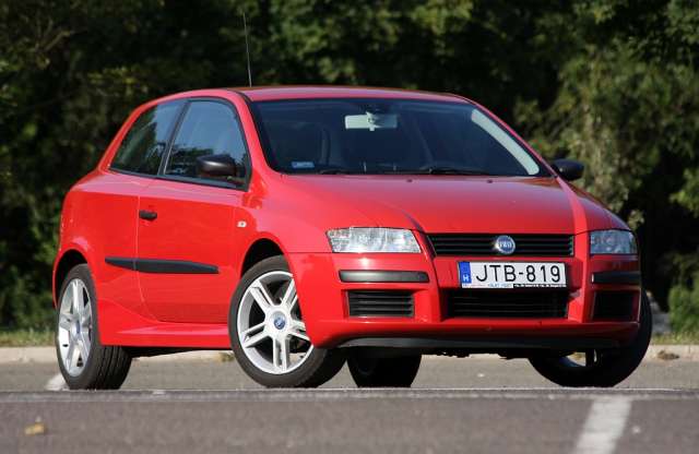 Tévhit, hogy szervizlakó: Fiat Stilo használtteszt