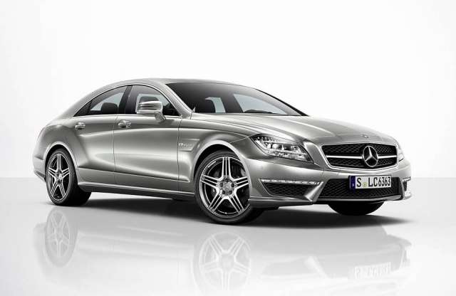 Amikor a farok csóválja: AMG-tréning ingyen 4. rész