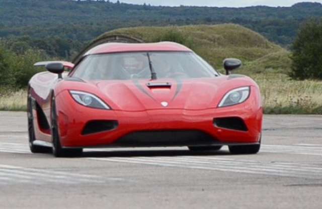 Világrekord: mindennél jobban gyorsul a Koenigsegg Agera R
