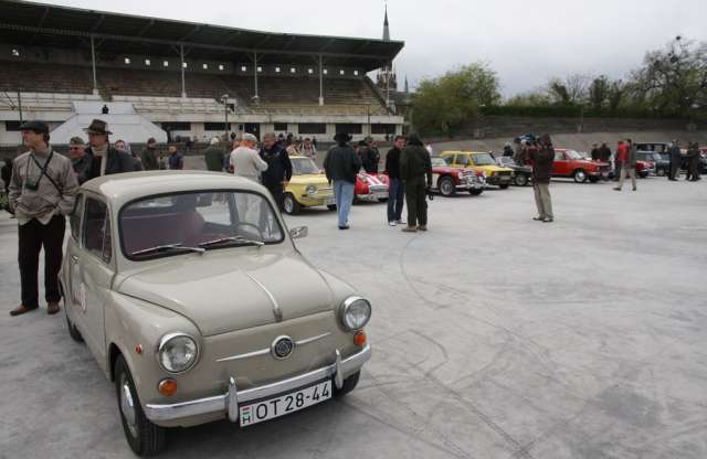Őszi időutazás a Millenáris Velodromon