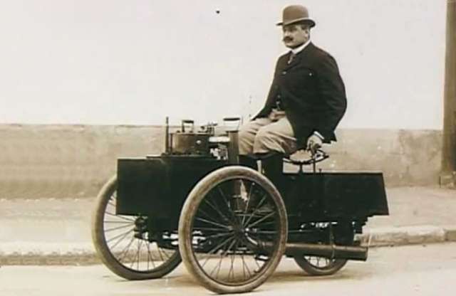 Gőzautó 430 millió forintért