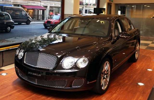 Kínába mennek a legexkluzívabb Bentley szedánok