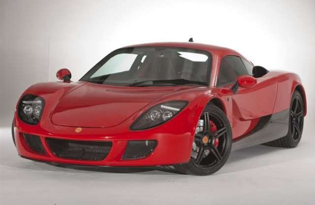 310 lóerő, hátsókerék-hajtás, 1,1 tonna. Van még kérdés?