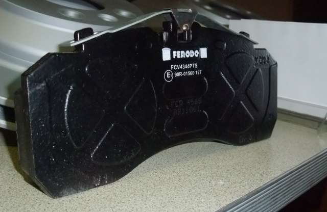 Fékez, kilát, nem rozsdásodik: járműipari fejlesztések a Federal Mogultól