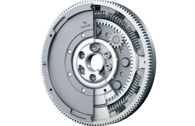 Csak fanatikusoknak: szívás a kéttömegű lendkerékkel