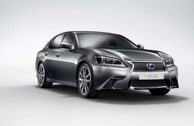 Olcsóbb lesz a Lexus GS