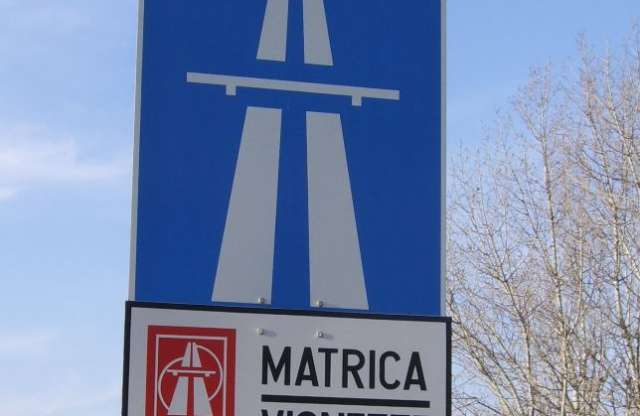 Eltűnhet a legnépszerűbb pályamatrica