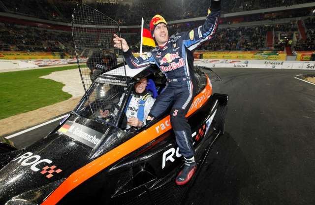 Schumacher és Vettel egy csapatban