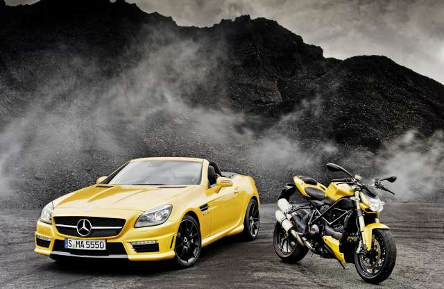 Párban járnak a kanárisárga utcai harcosok