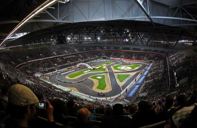 Schumacher és Vettel: egyedül nem megy!