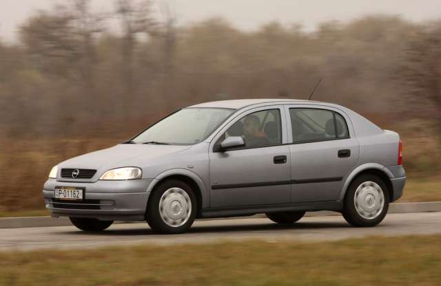 Mit tud egy Astra bő 1,5 millióért? Megmondja a használtteszt!