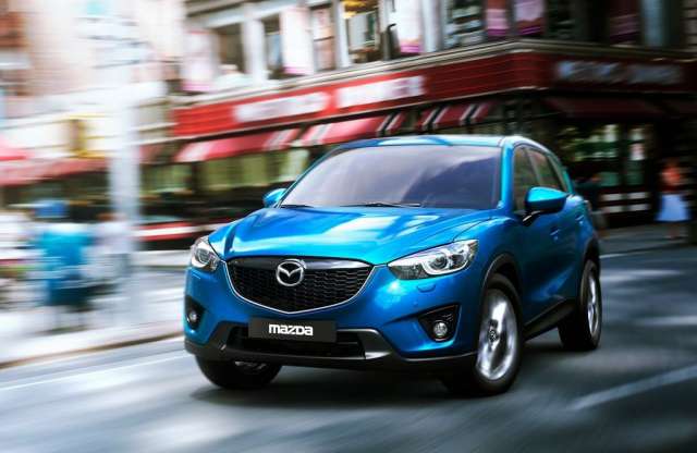 Gurítsunk egy új autót a karácsonyfa alá!