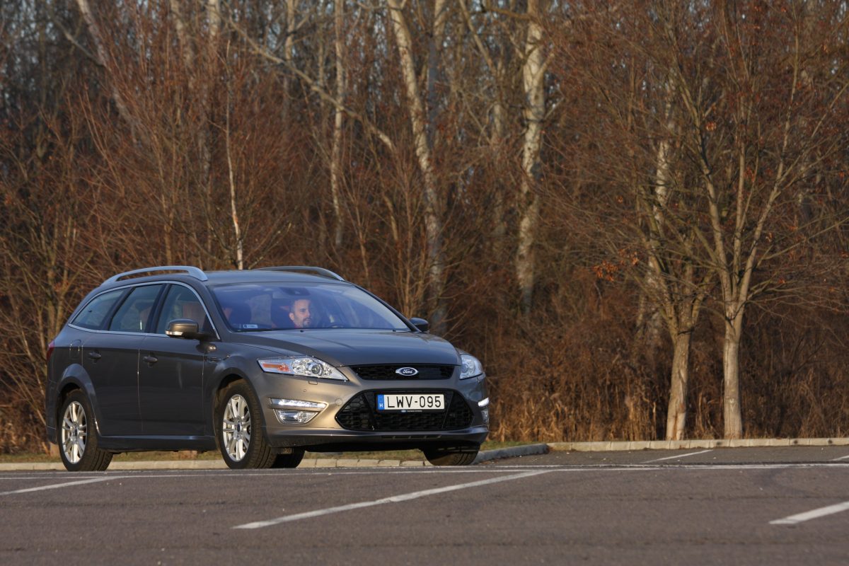 FORD MONDEO