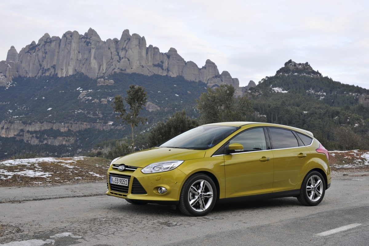 FORD FOCUS