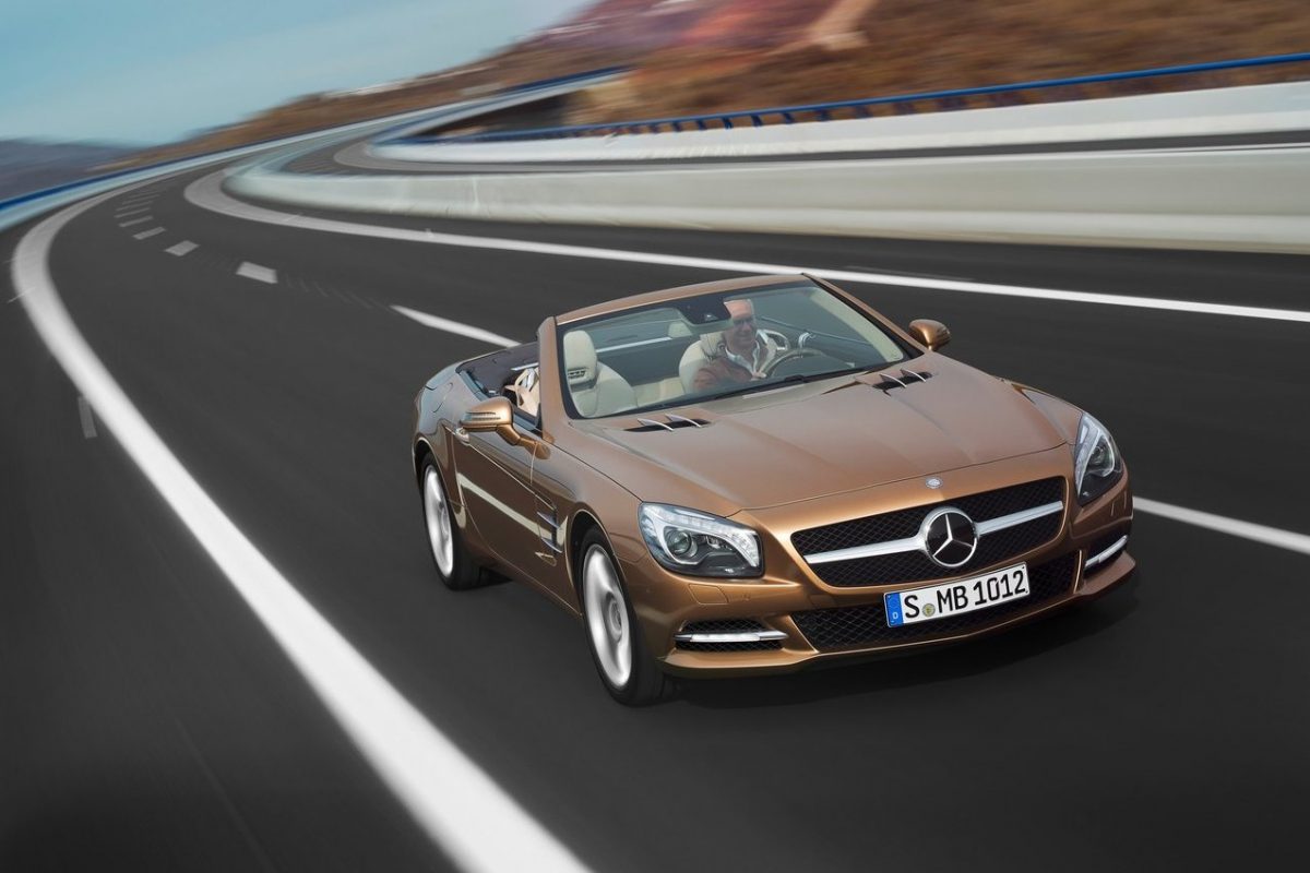 MERCEDES-BENZ SL-OSZTÁLY