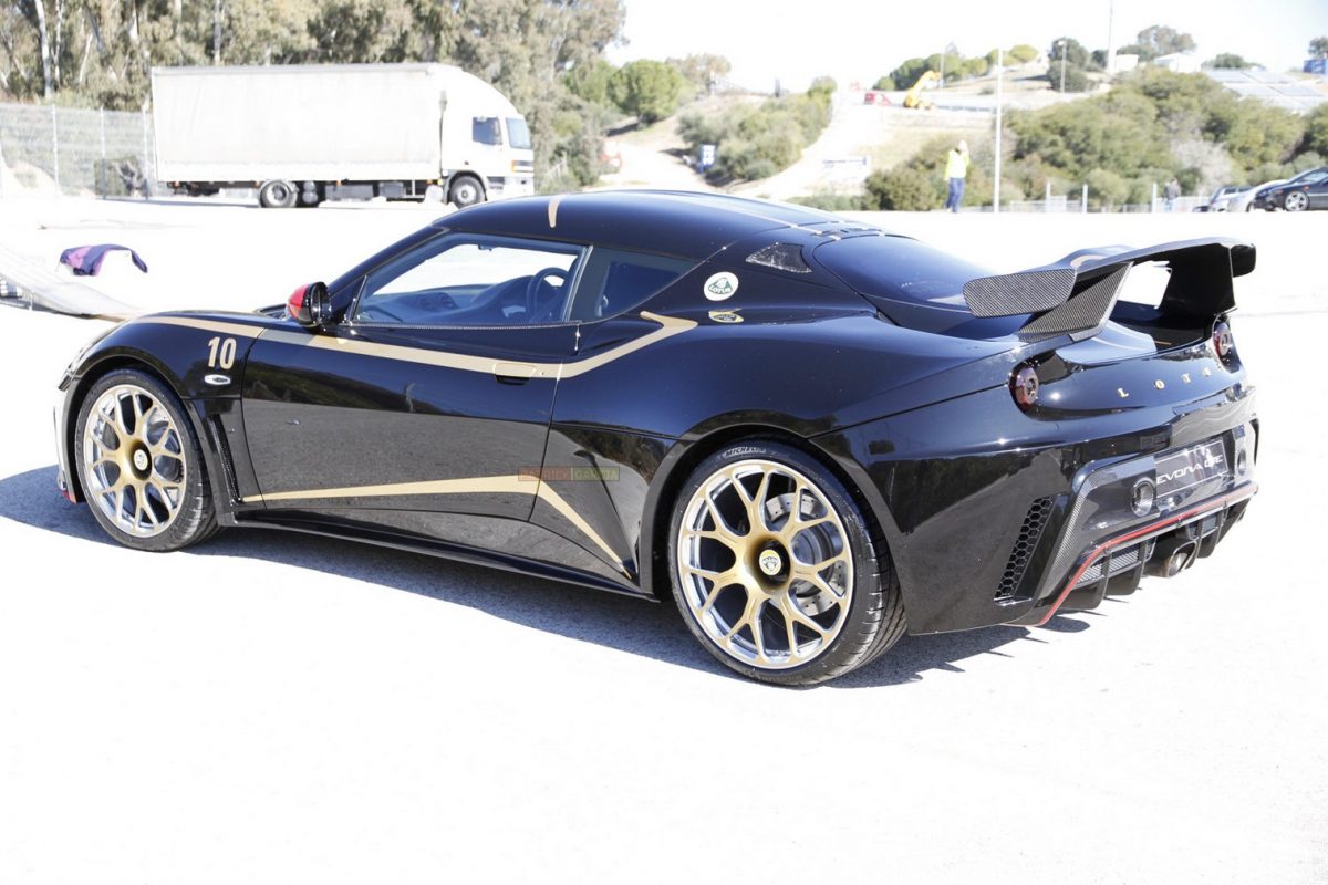 LOTUS EVORA