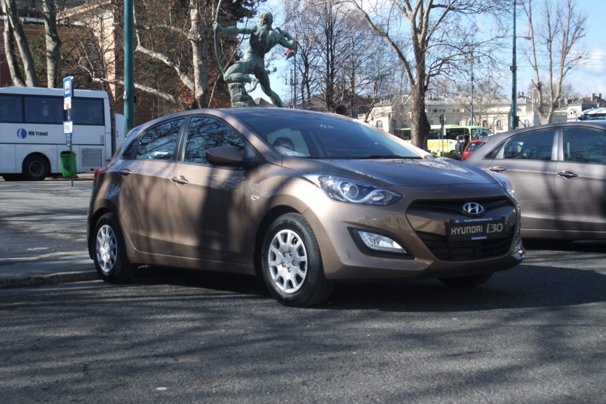 HYUNDAI I30