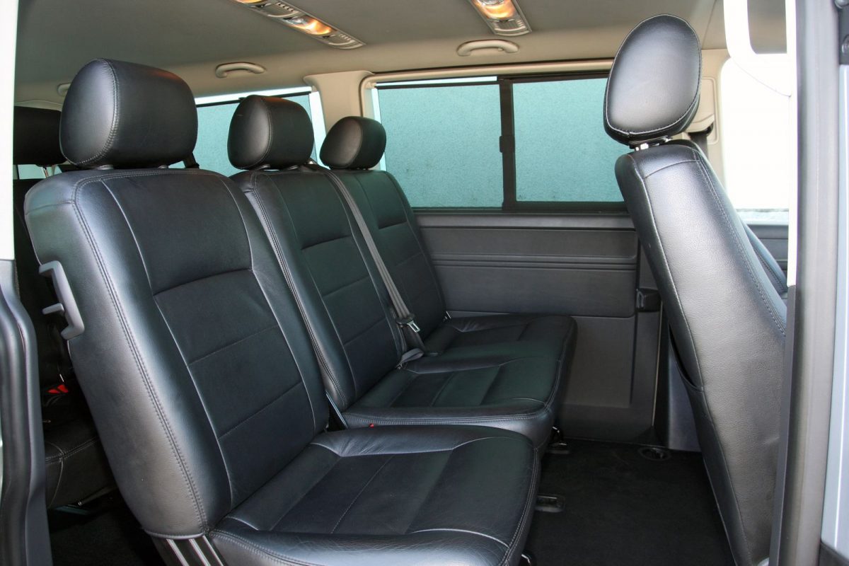 VOLKSWAGEN CARAVELLE