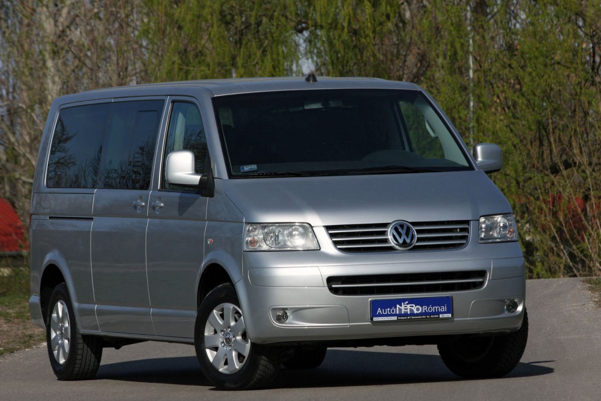 VOLKSWAGEN CARAVELLE