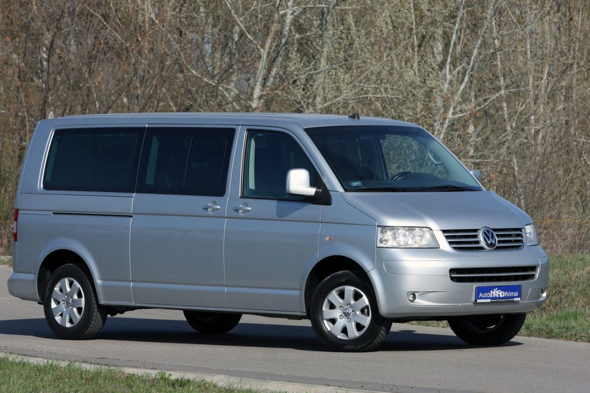 VOLKSWAGEN CARAVELLE