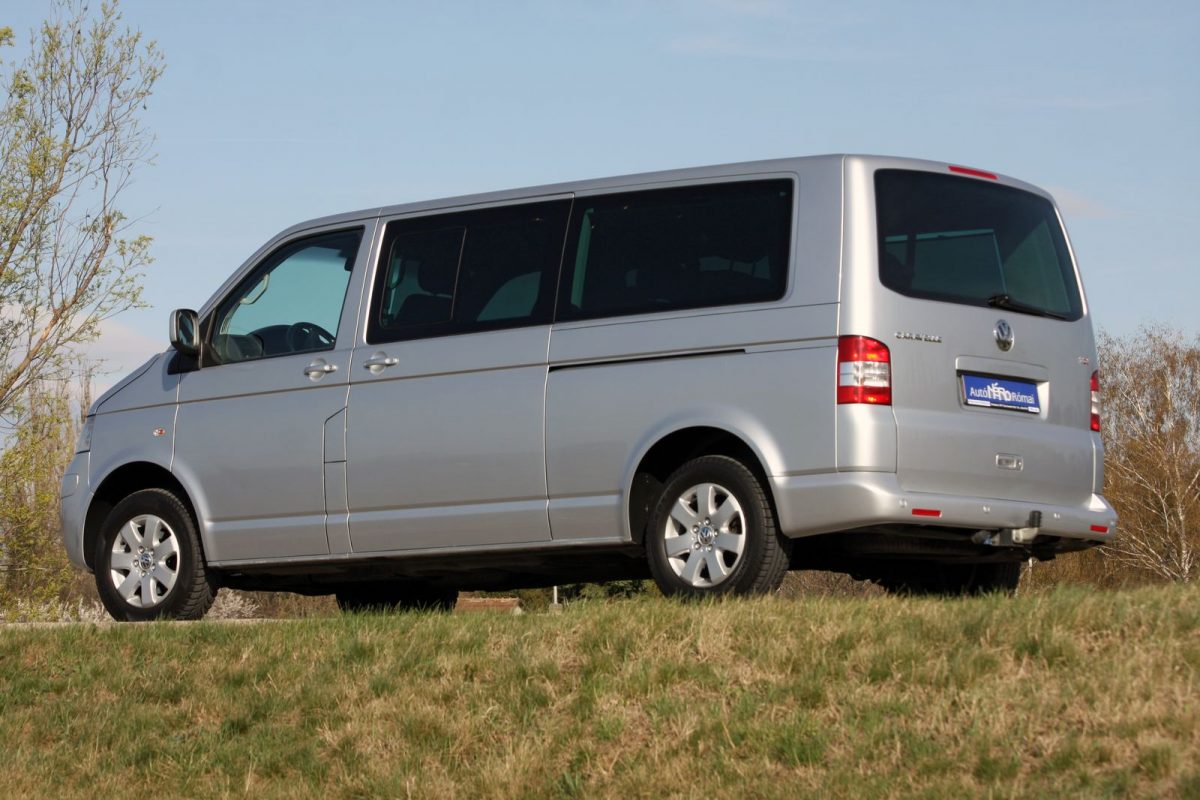VOLKSWAGEN CARAVELLE