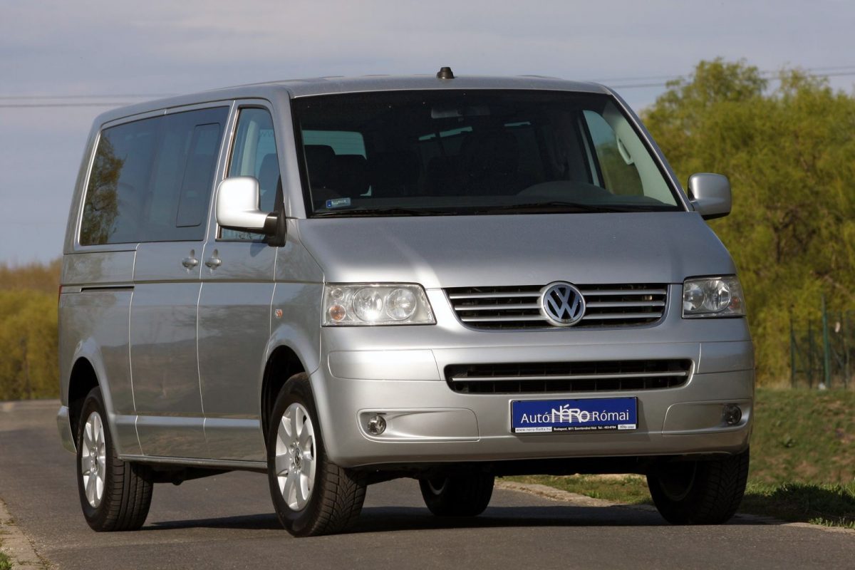 VOLKSWAGEN CARAVELLE