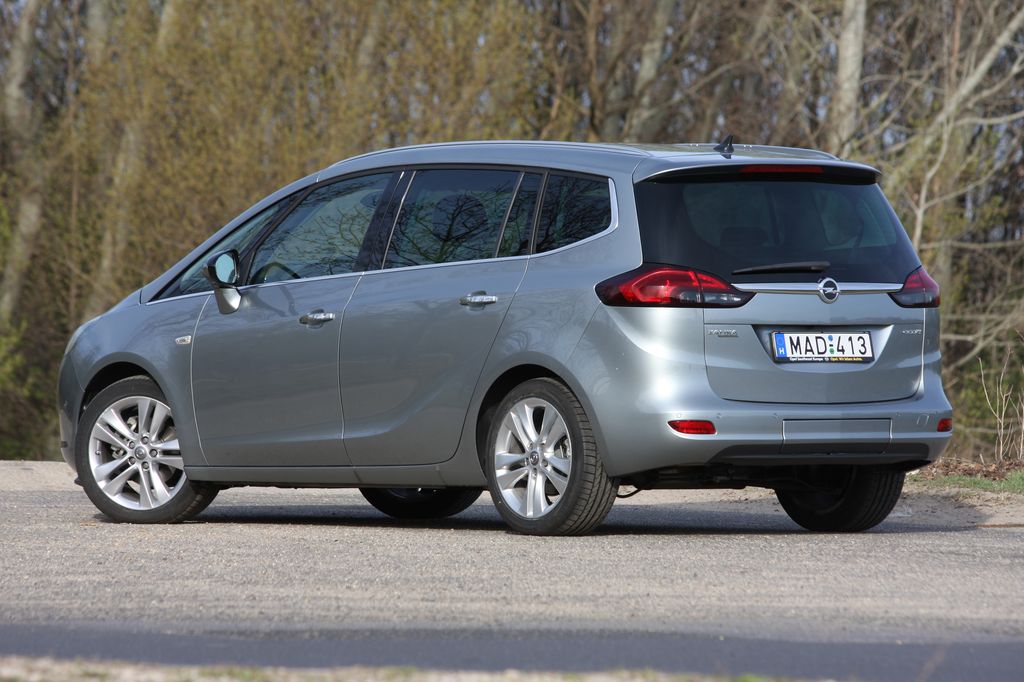 OPEL ZAFIRA